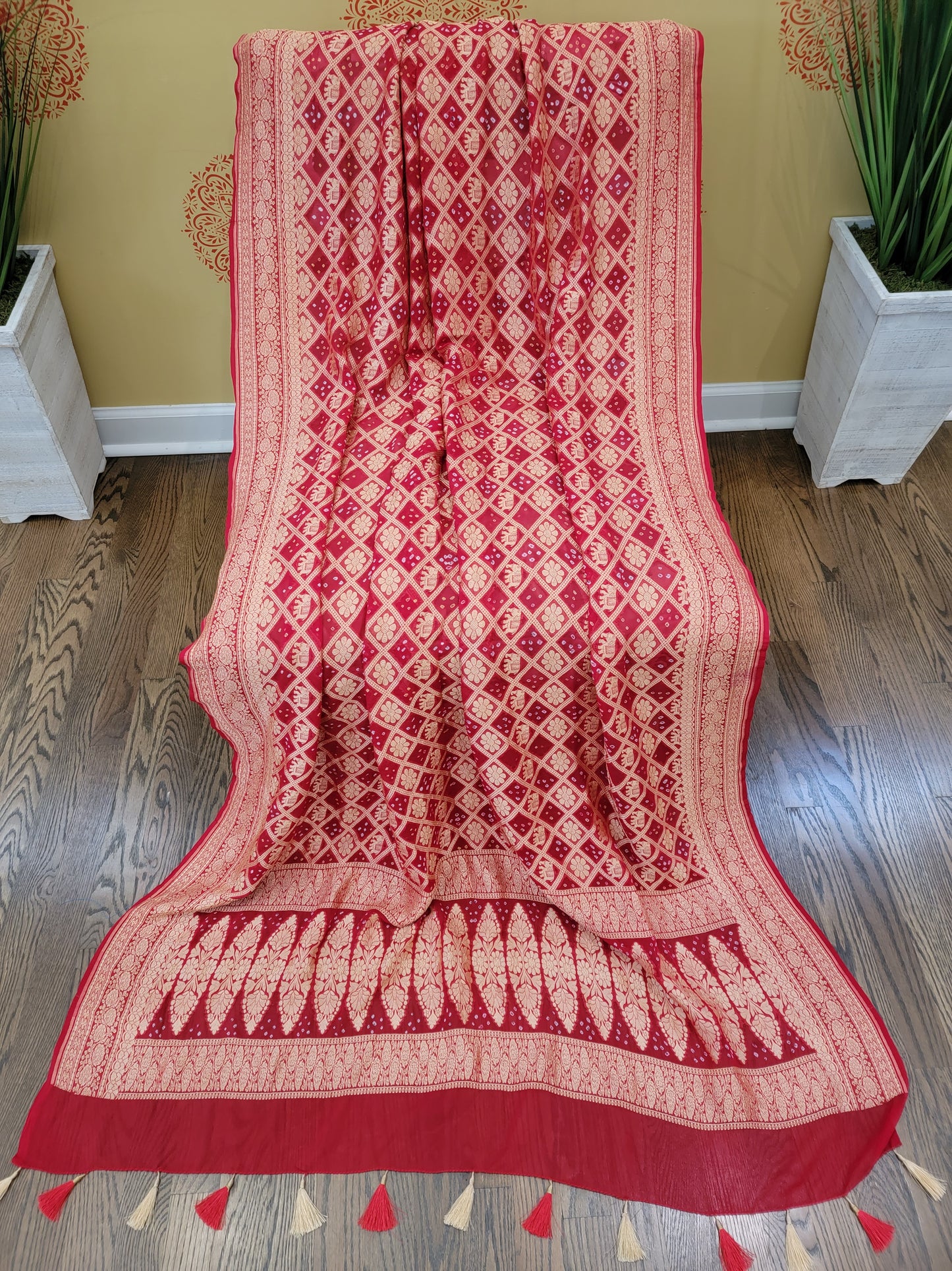 Banarasi Bandhej Dupatta - Red
