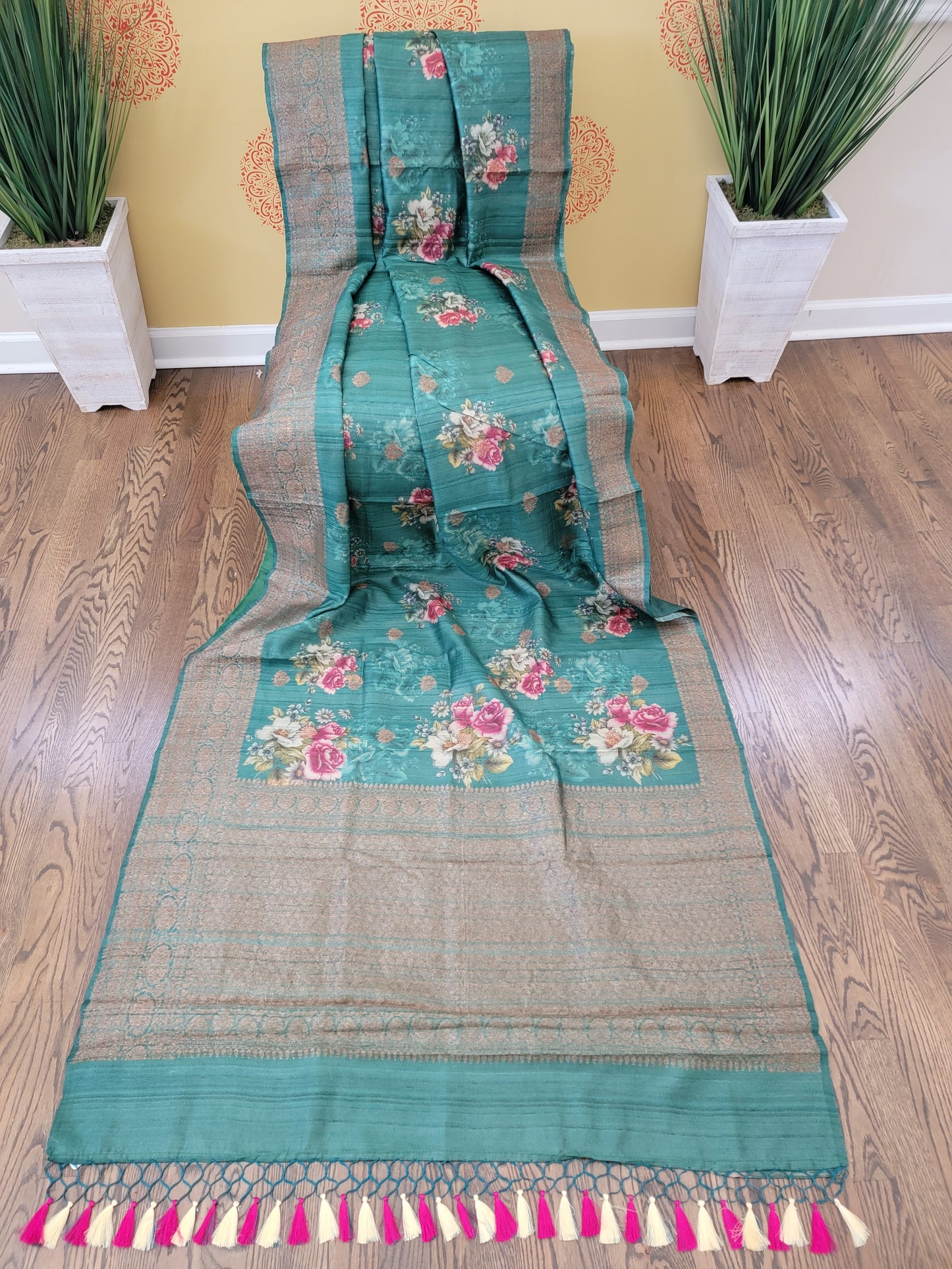 Tusser Banarasi Saree with floral Print