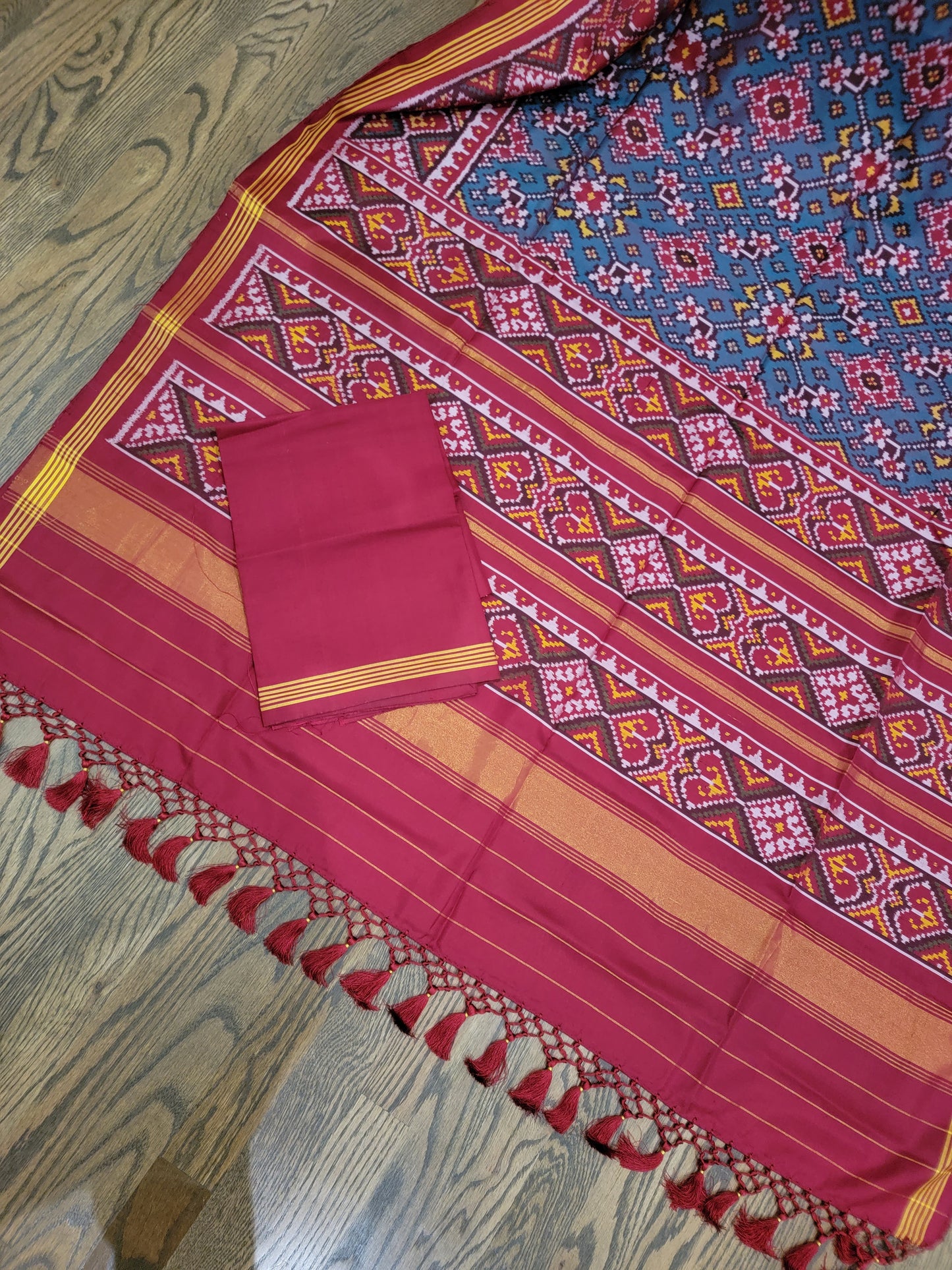 Patola Saree -Dark Olive Green