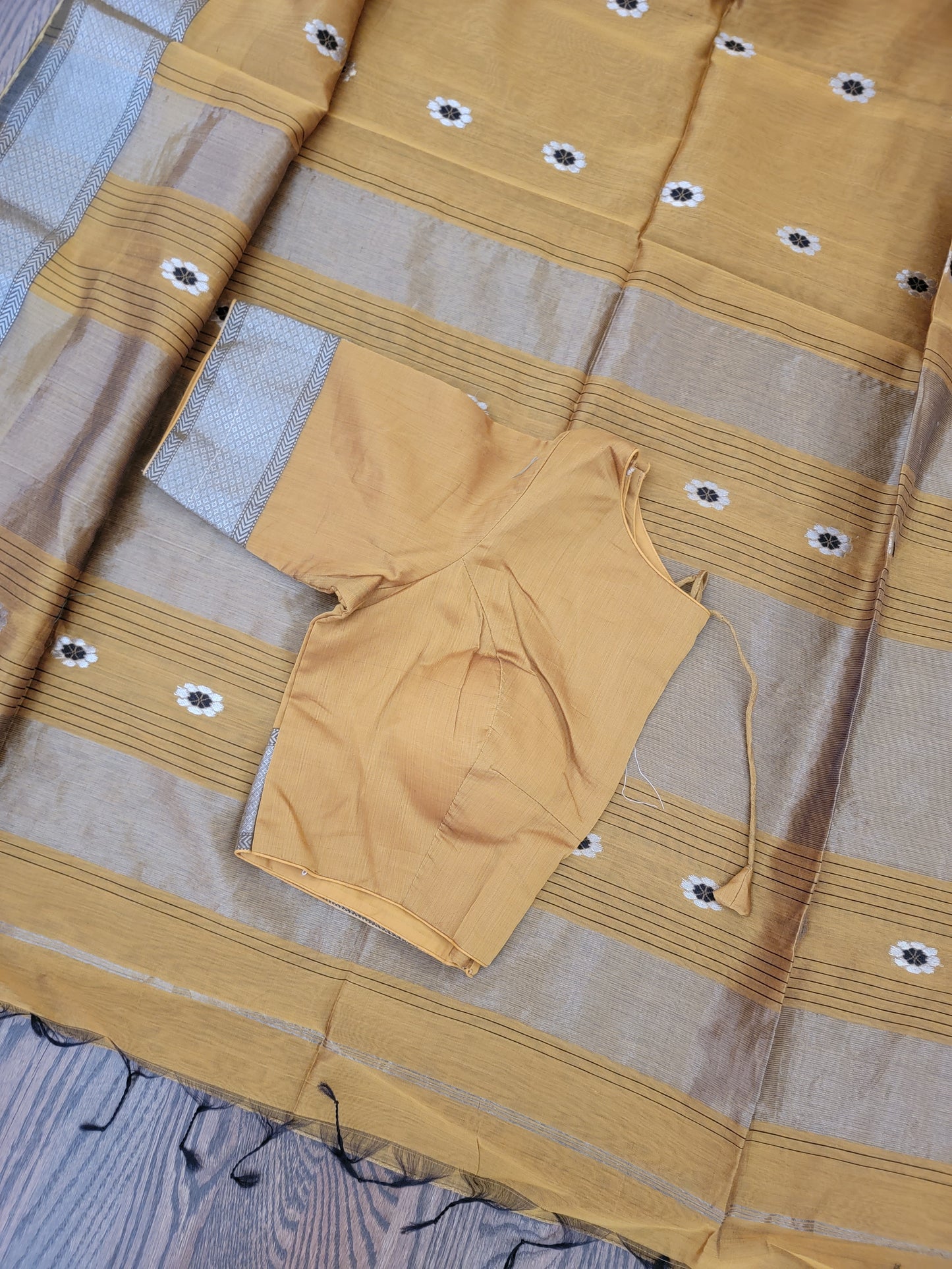Handwoven Maheshwari - Wood Brown