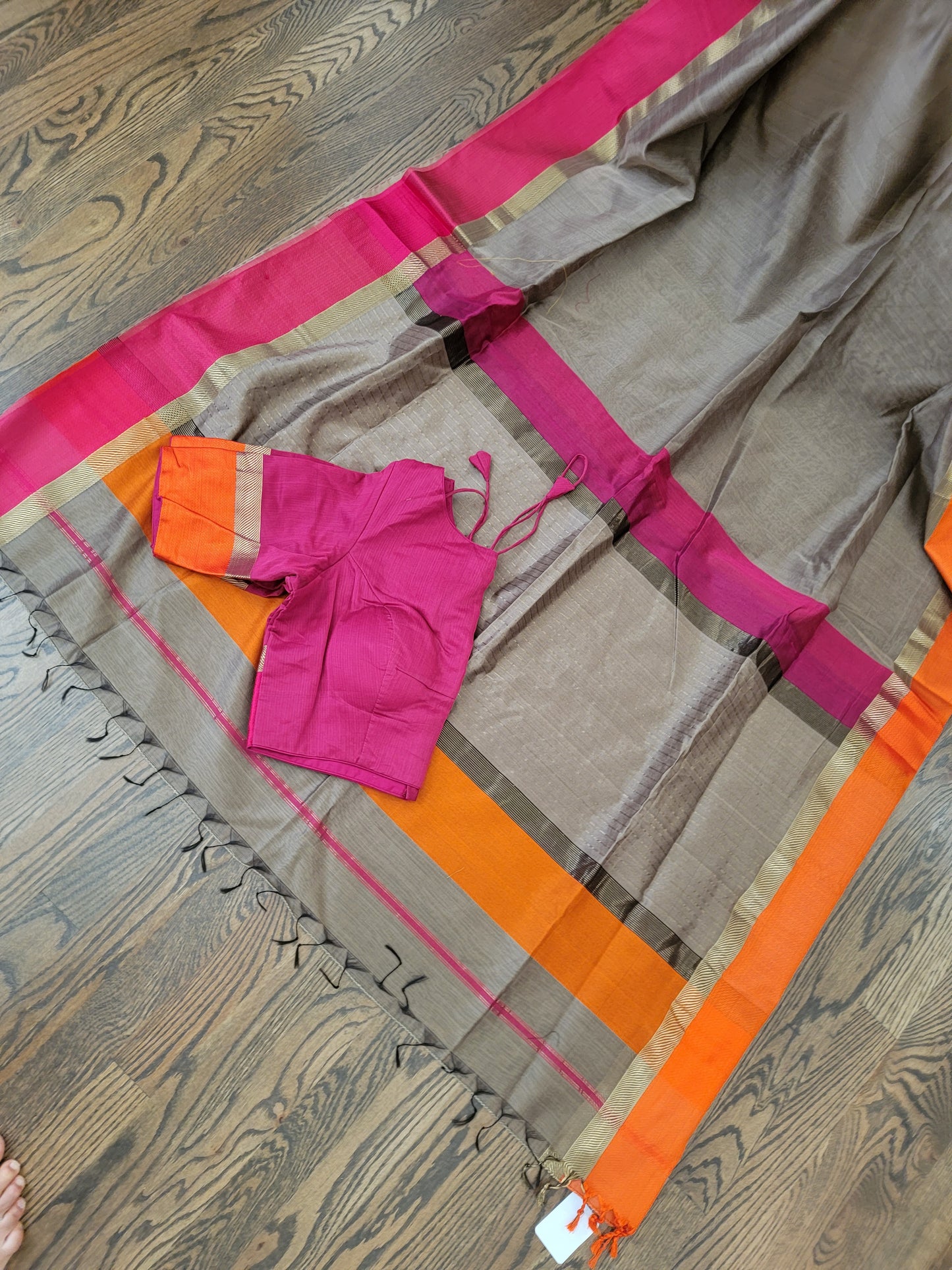 Handwoven Maheshwari - Gray