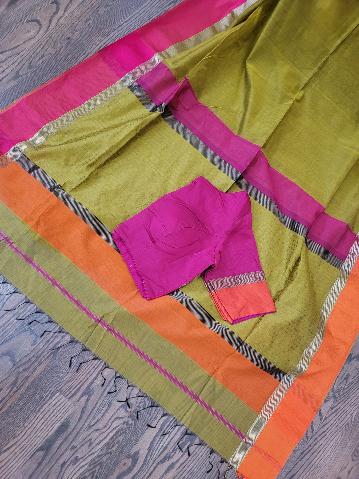 Handwoven Maheshwari - Olive Green