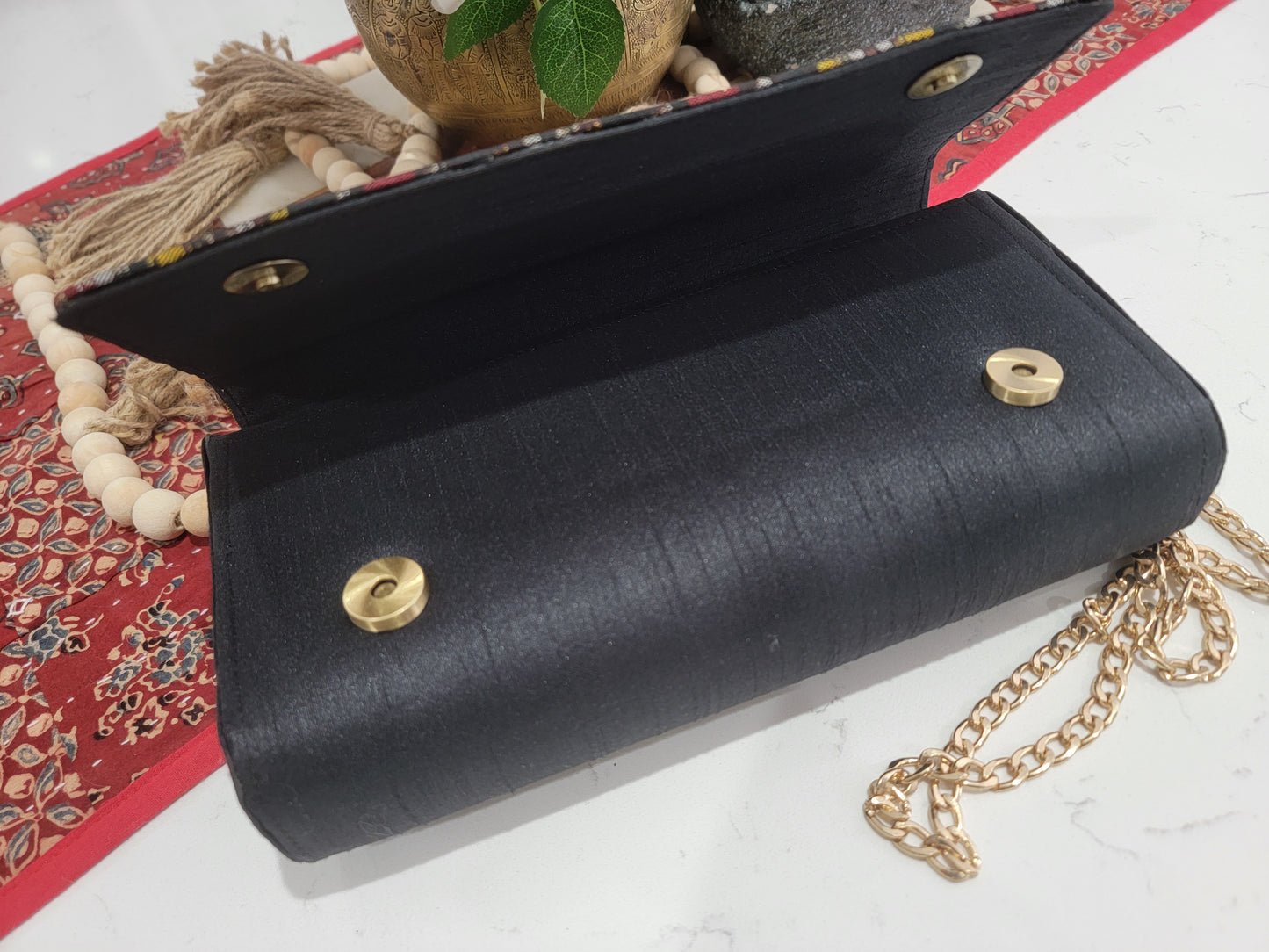 Patola Clutches - Black