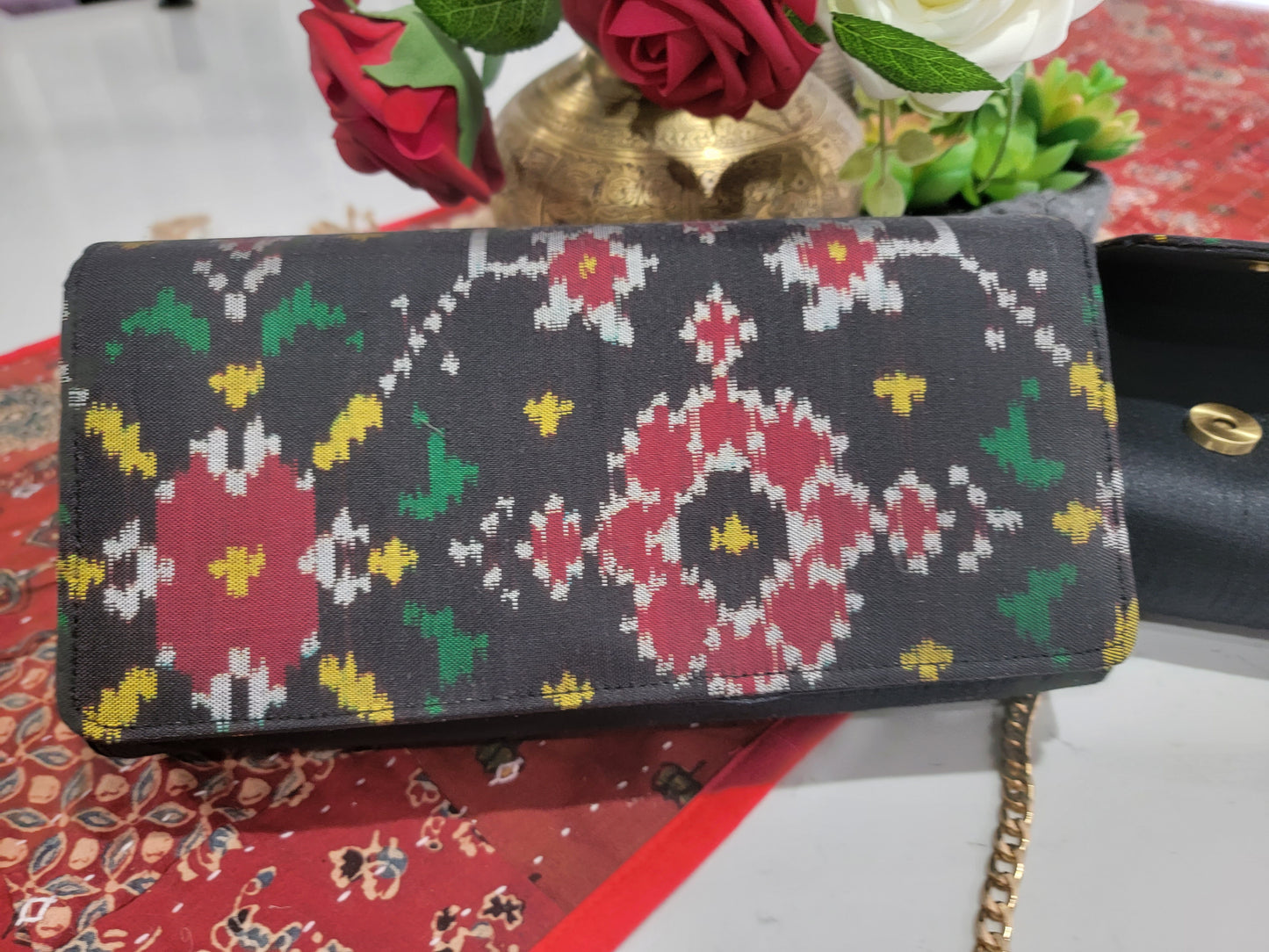 Patola Clutches - Black
