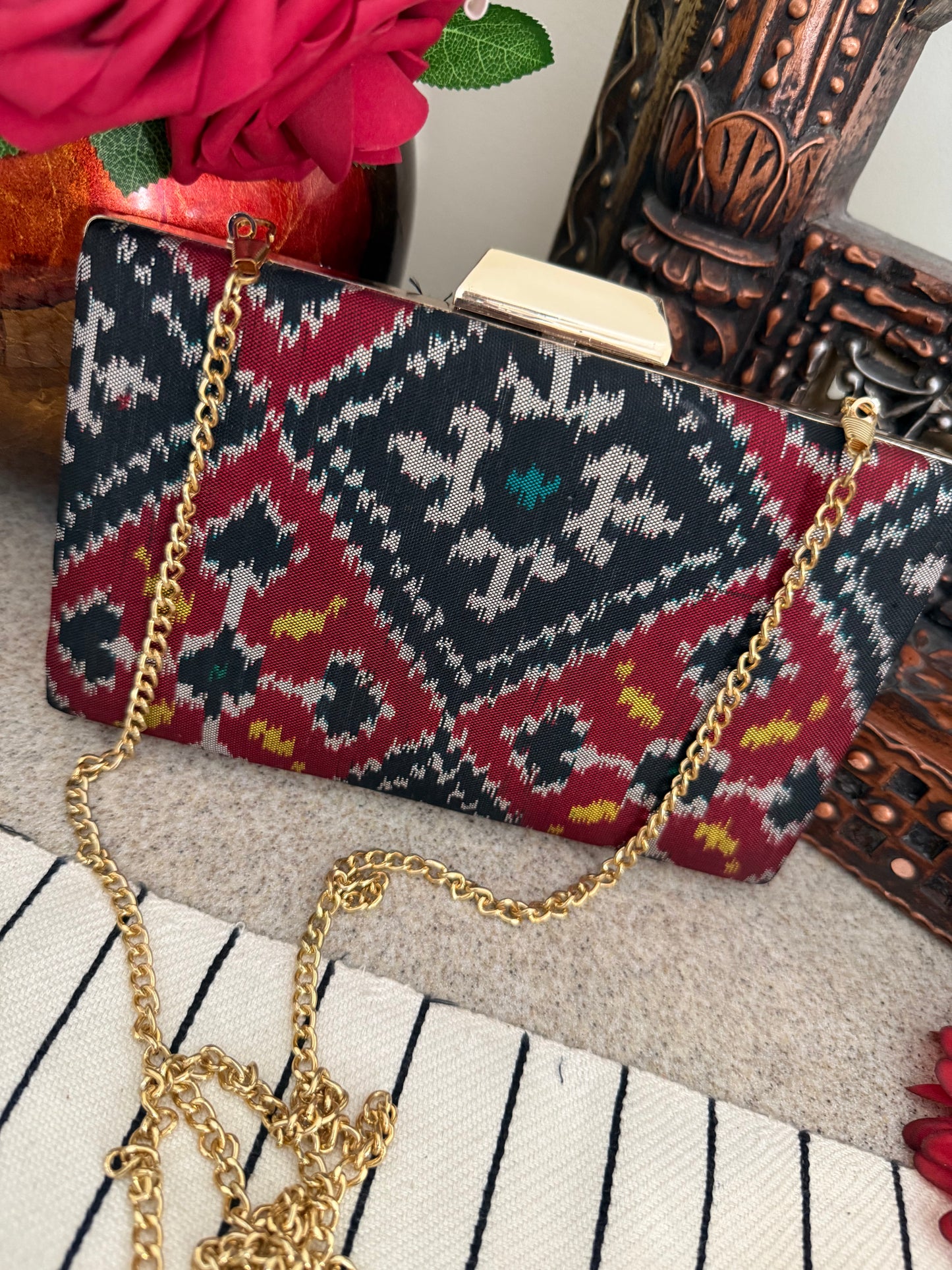 Patola Clutches - Black