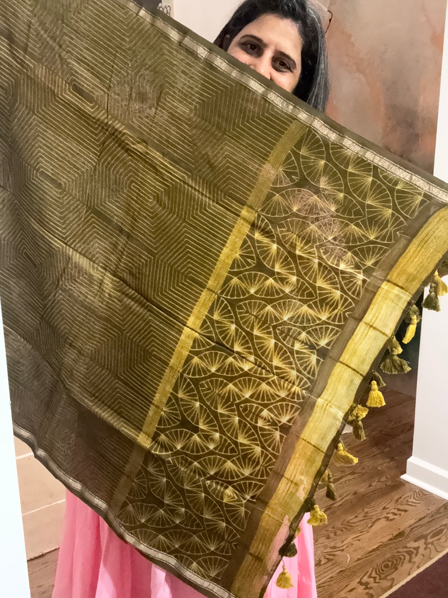 Hand crafted Nui shibori Dupatta on Chanderi