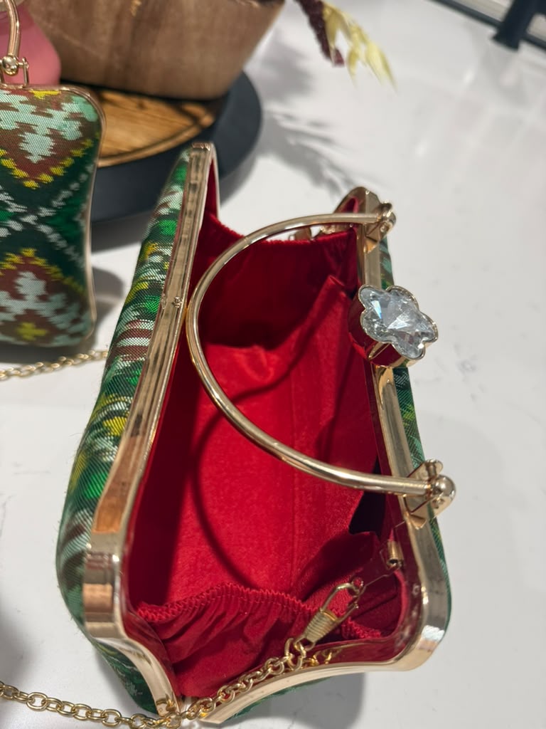 Patola Clutches - Green