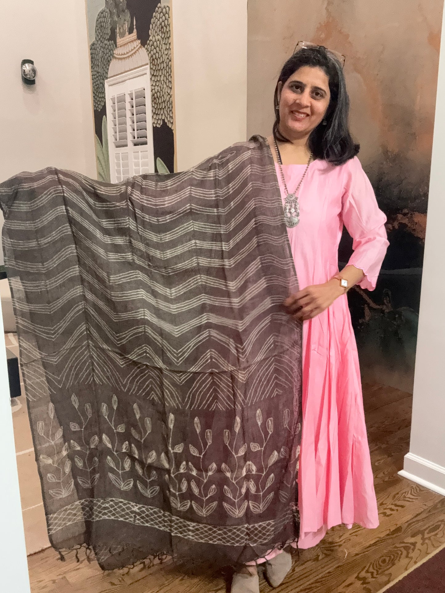 Hand crafted Nui shibori Dupatta on Linen