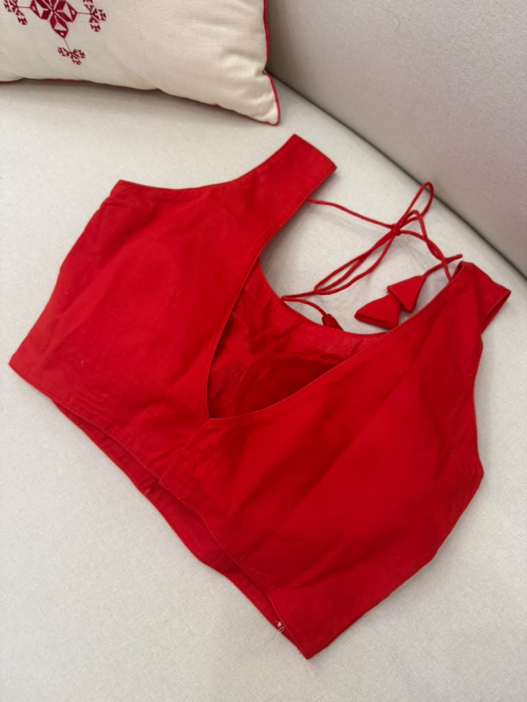 Basic Sleeveless Blouse - Red