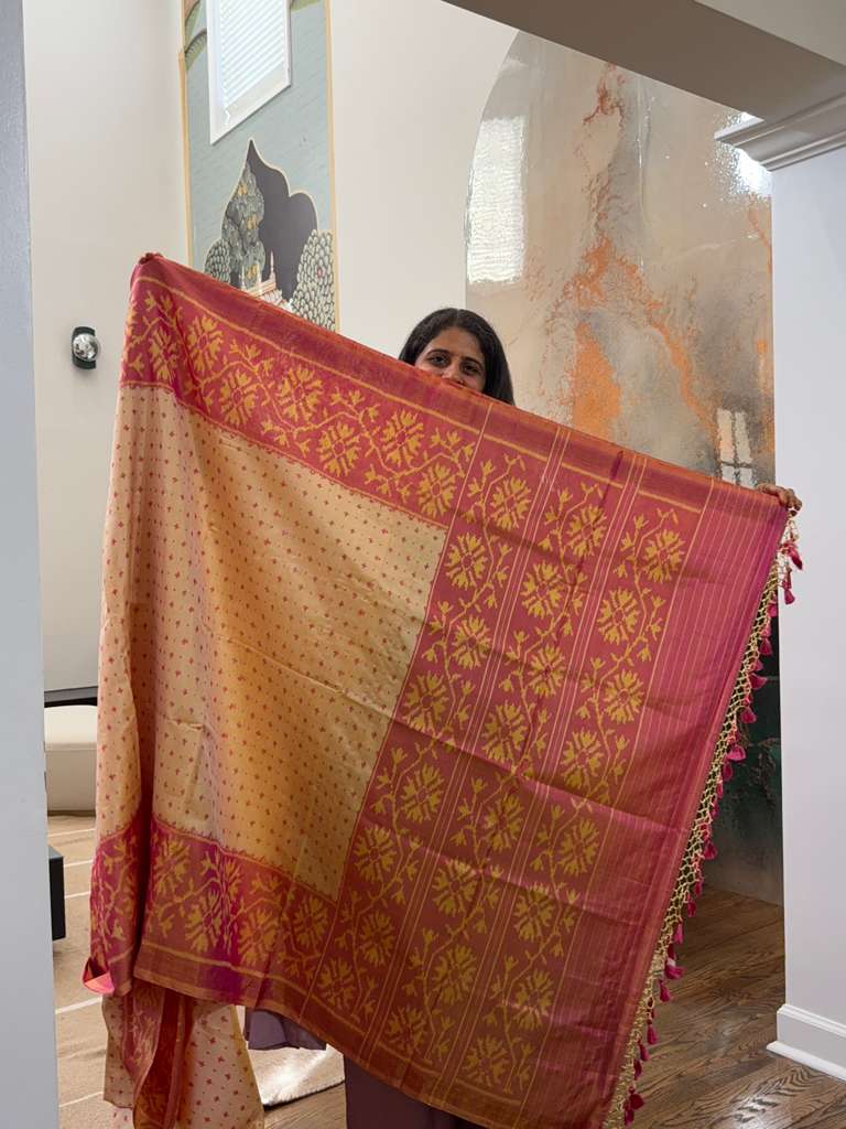 Handwoven Single Ikkat Patola - Pink and Beige