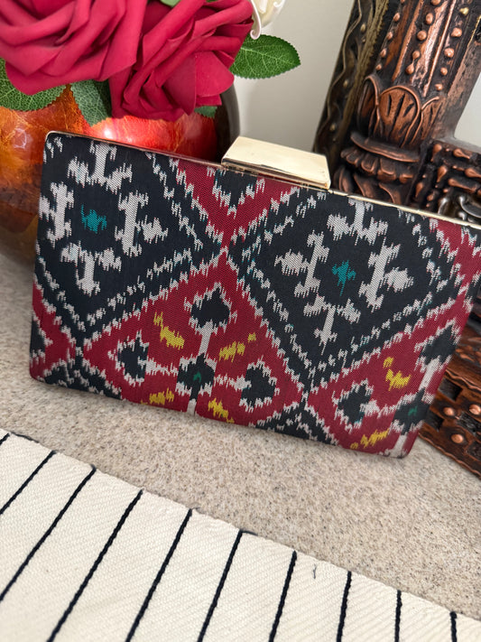 Patola Clutches - Black
