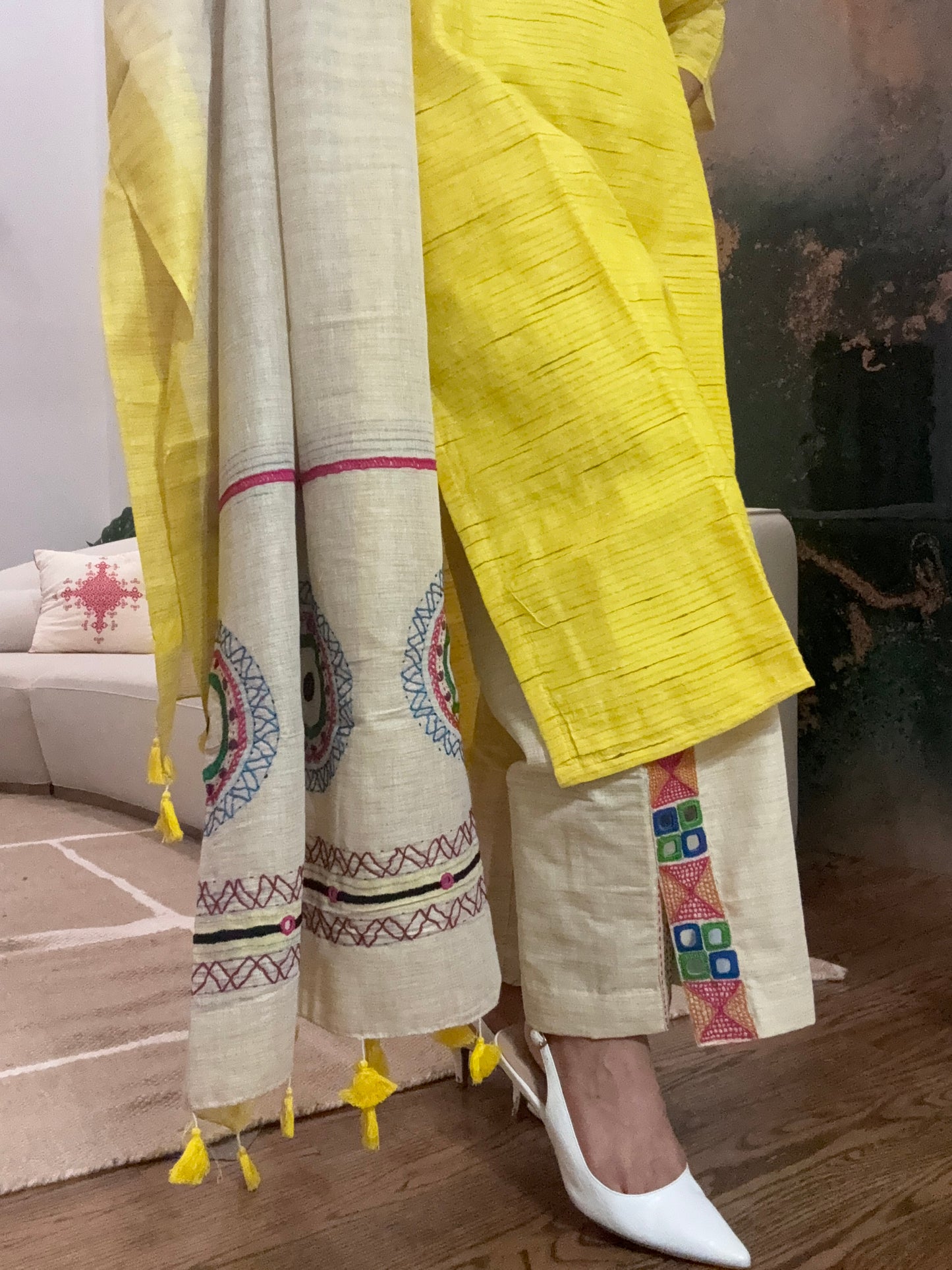Size XL - 42 - Lambani kurta, pant dupatta set