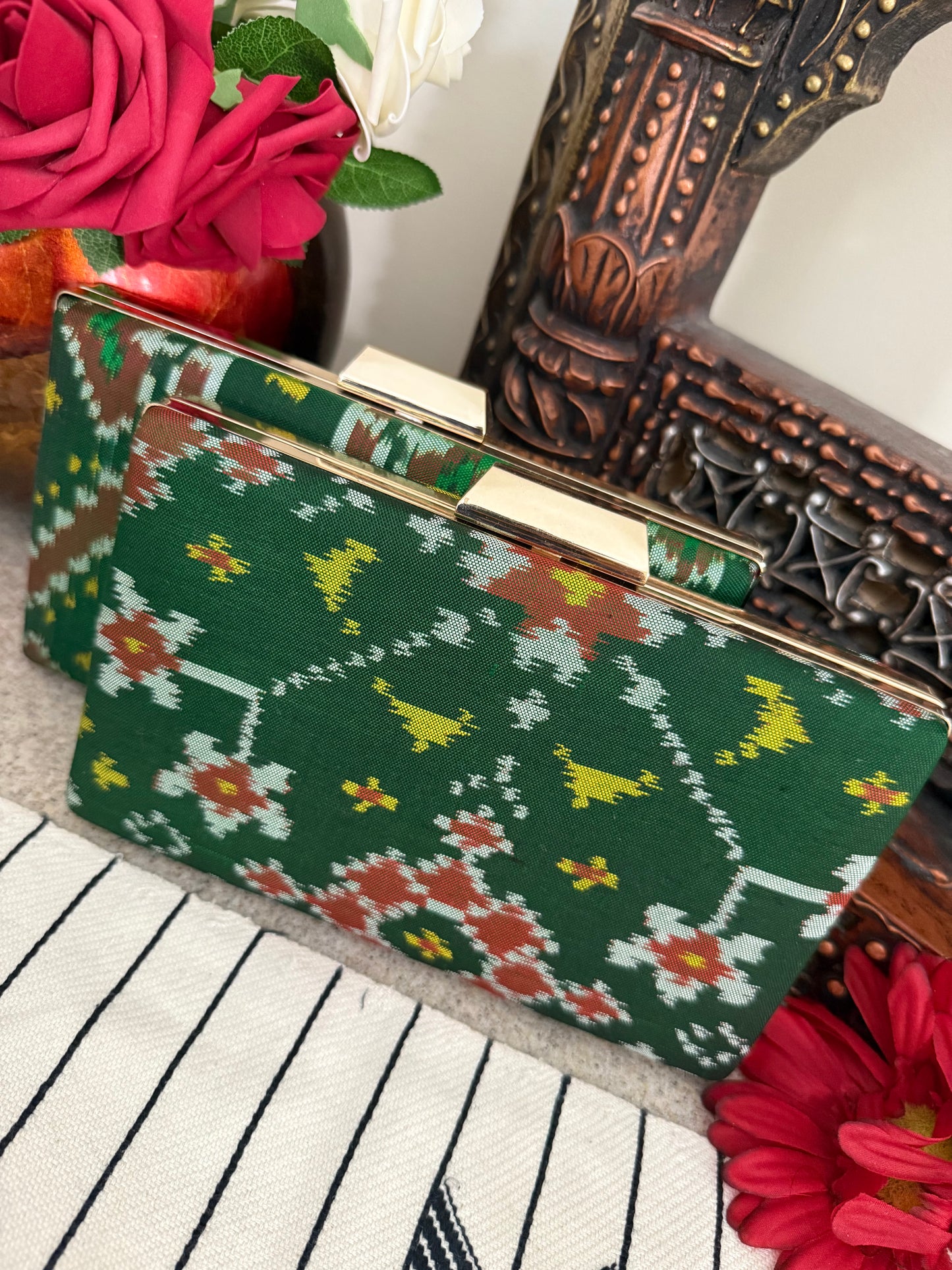 Patola Clutches - Green