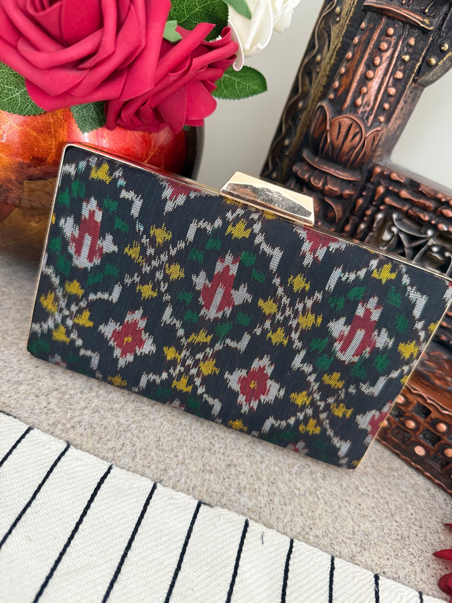 Patola Clutches - Black