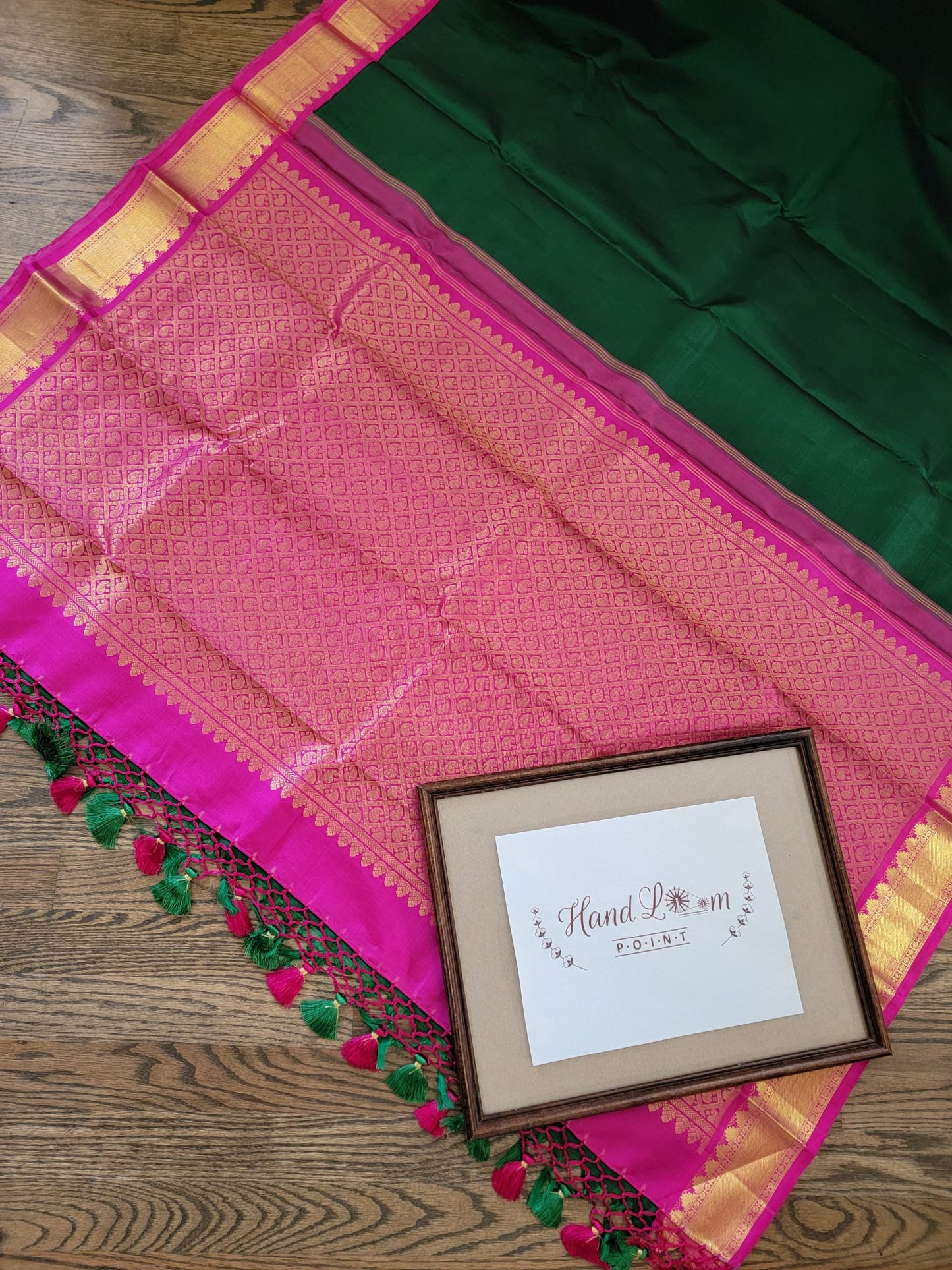 Kanjivaram - Emerald Green  / Fuchsia Pink