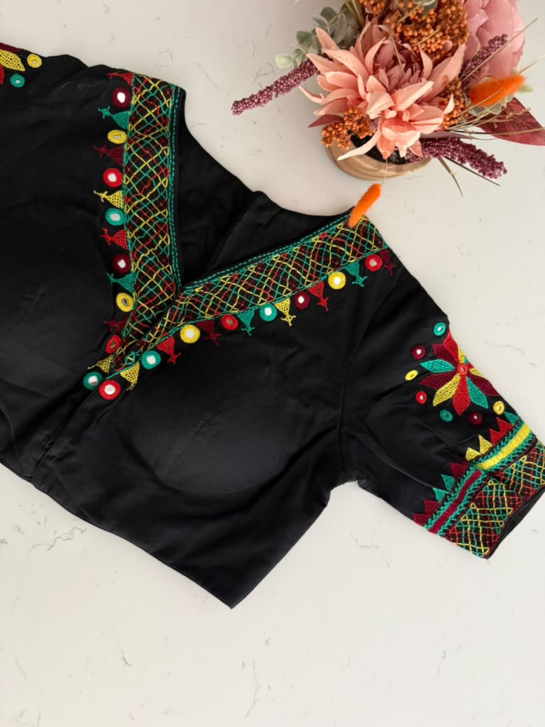 Size 38 - Hand Embroidery Lambani Blouse on Cotton - Black